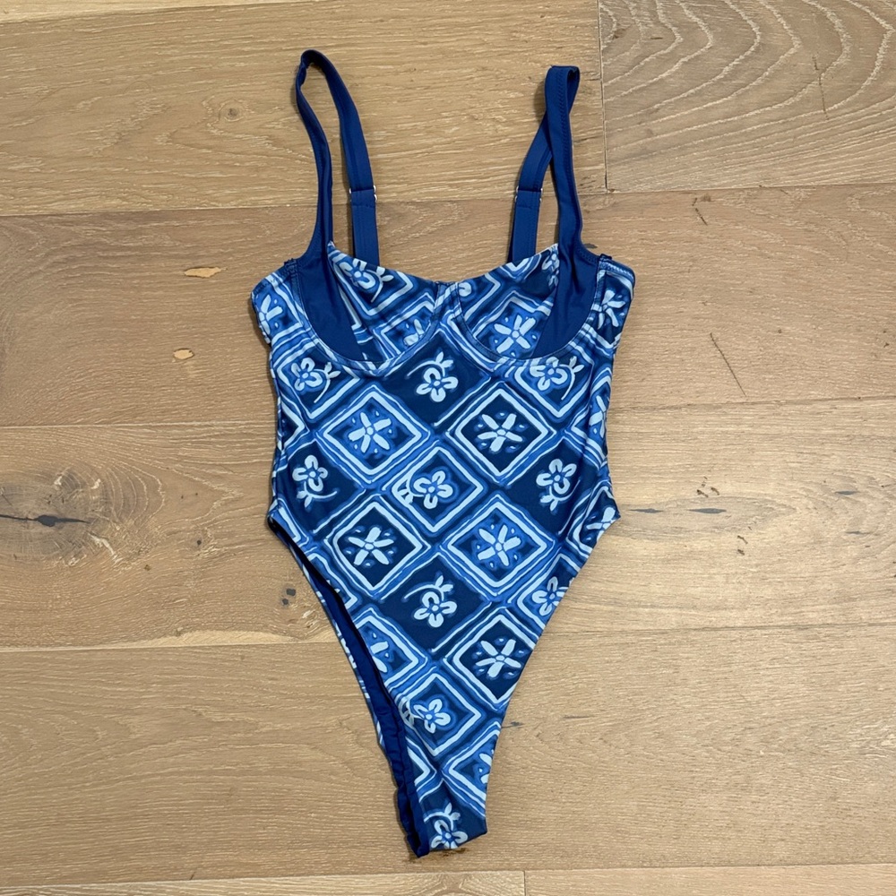 Princess Polly Women’s Bluewater One Piece Swimsuit - Blue, Size 4